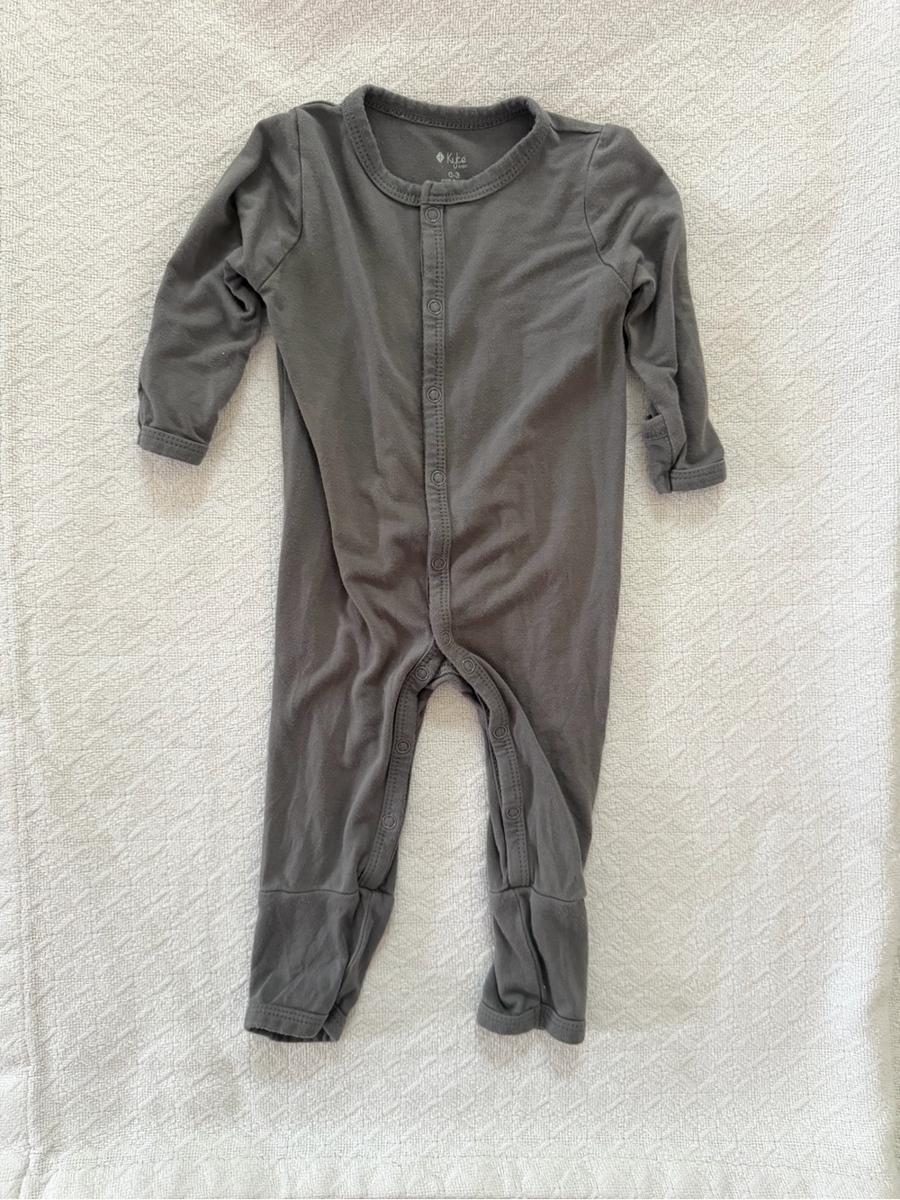 Kyte Baby Gray Long-Sleeve Snap Footie Romper with Cuffs